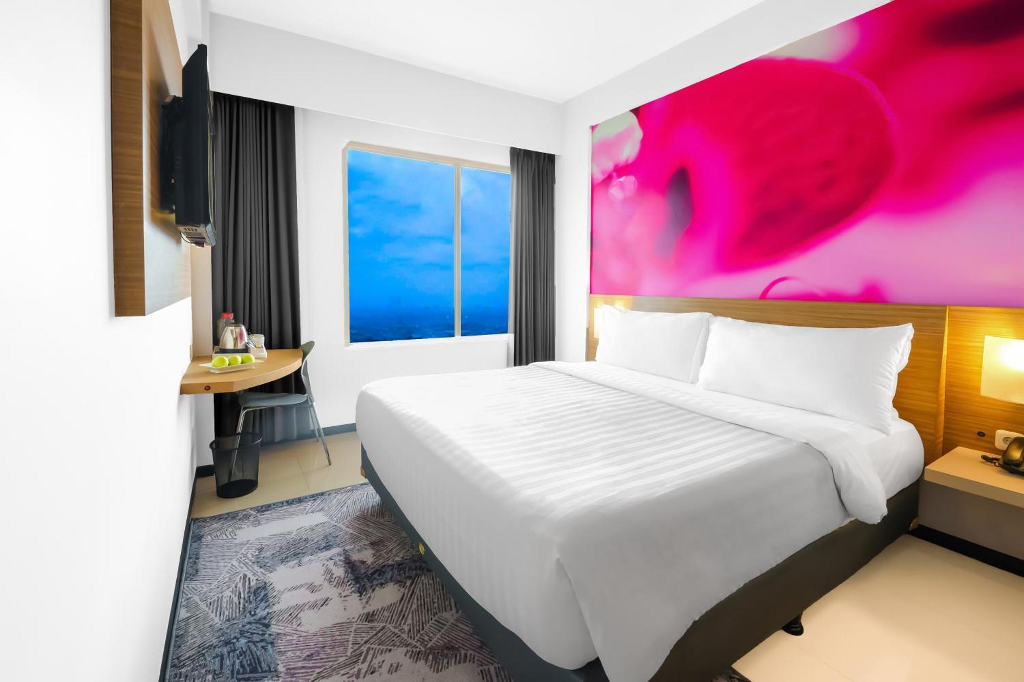Favehotel Rungkut Surabaya Exterior photo